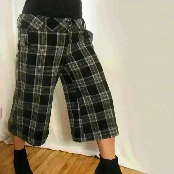 Skirt  Pants - Picture 2 of 7